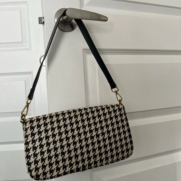 Handbag - Picture 3 of 3